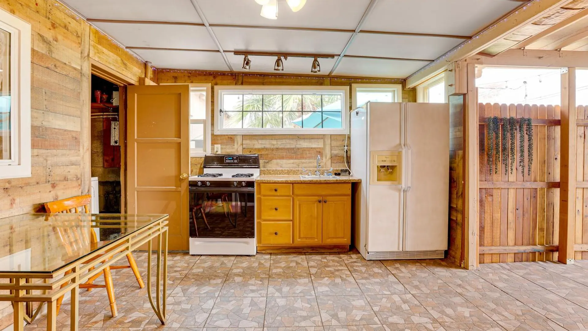 Pet-Friendly Home Near Downtown Henderson Las Vegas 0*,  Estados Unidos da América