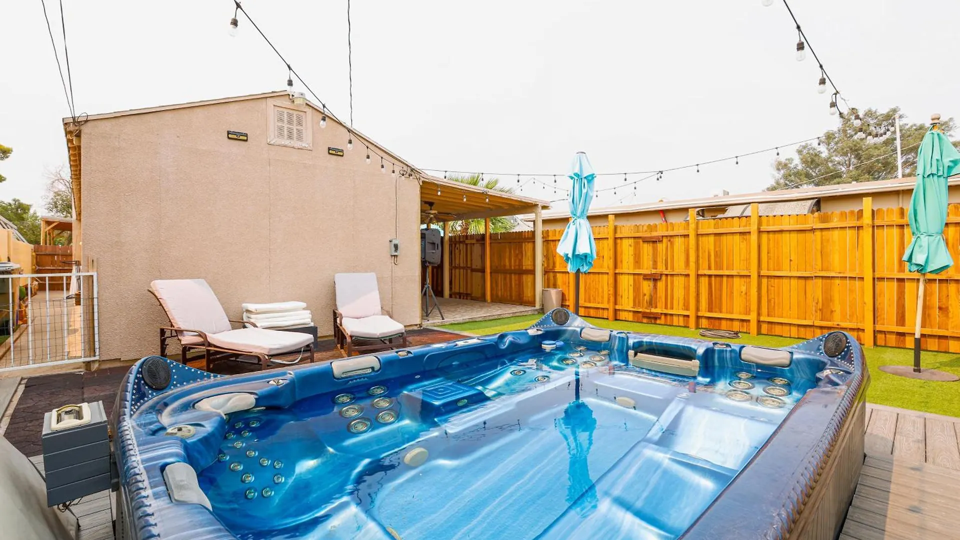 Pet-Friendly Home Near Downtown Henderson Las Vegas