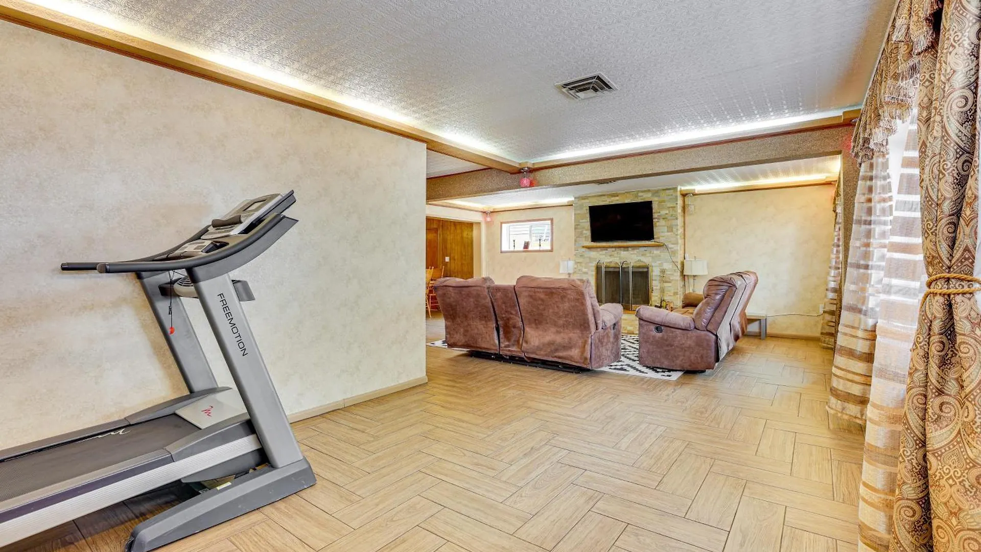 Casa de Férias Pet-Friendly Home Near Downtown Henderson Las Vegas Estados Unidos da América