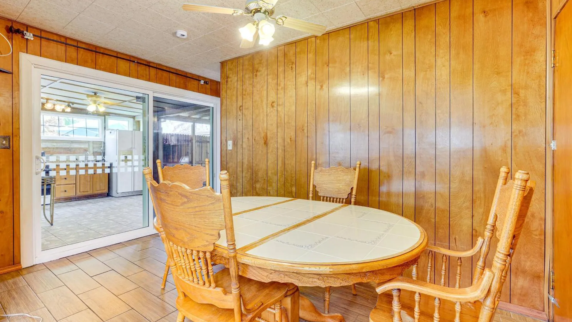 Pet-Friendly Home Near Downtown Henderson Las Vegas